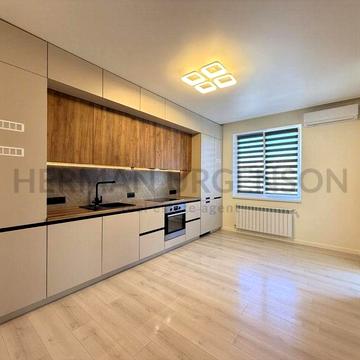 Продаж 2к квартири 80 м.кв. / ЖК Вишневий сад, р-н Компотний