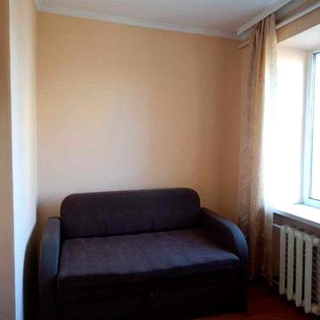 Продаж 2-кімнатної квартири по вул. Сорохтея