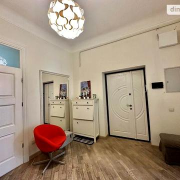 Довгострокова оренда 2к Квартира Грушевського Михайла вулиця