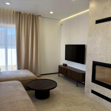 Продається котедж з ремонтом