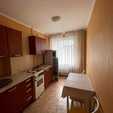 Сдам 2 комнатную квартиру ж/м Тополь -2