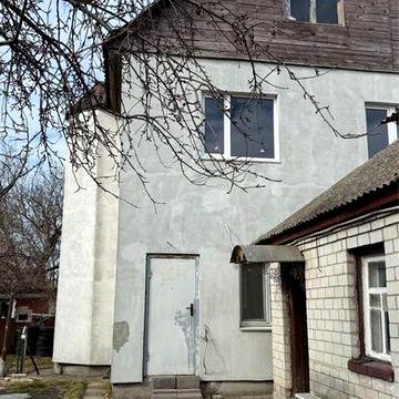 Будинок в Слободі на початку села