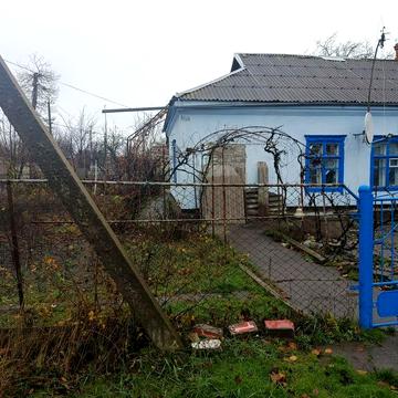 Продам будинок зі зручностями