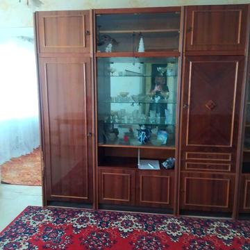 Довгострокова оренда 3к Квартира Свято-Миколаївська (Леніна) вулиця