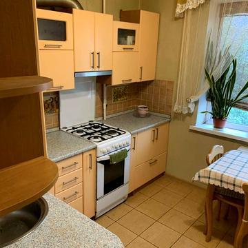 Европейськая, 9