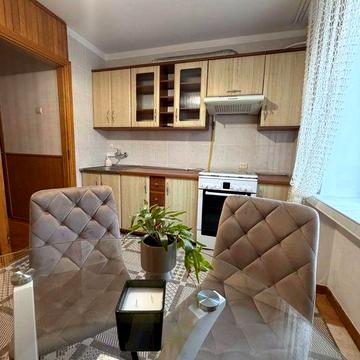 Оренда 2 кімнатної квартири поряд з Центром