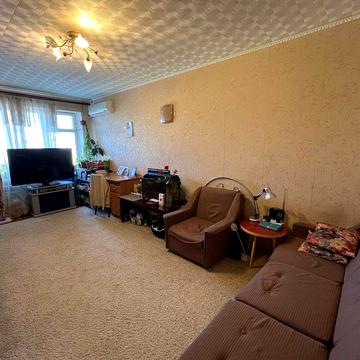 Продам 3к квартиру на вул. Новокримська