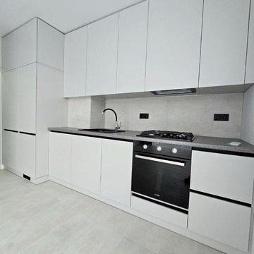 Здам СВІЖУ 1к НОВОБУДОВУ, вул.КИЇВСЬКА (ЦЕНТР), НОВІ меблі та техніка!