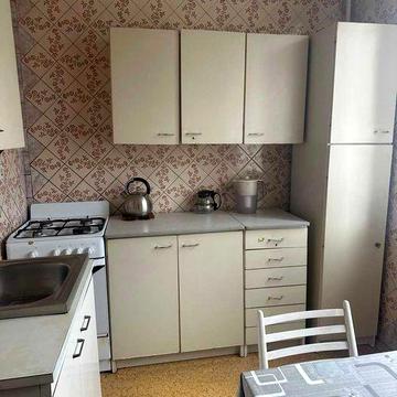 Сдам уютную большую 2 к на Салтовке , ул. Гвардейцев Широнинцев