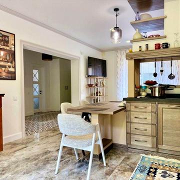 Будинок З РЕМОНТОМ  в Білогородці