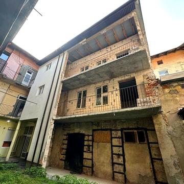 Лесі Українки вул., 7