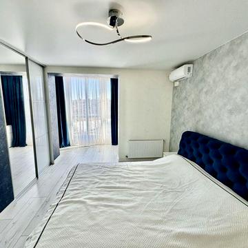 Продам 2-кім.,  квар. 81м2 з меблями та технікою. ЖК Рівєра.Центр ЖК Рів’єра