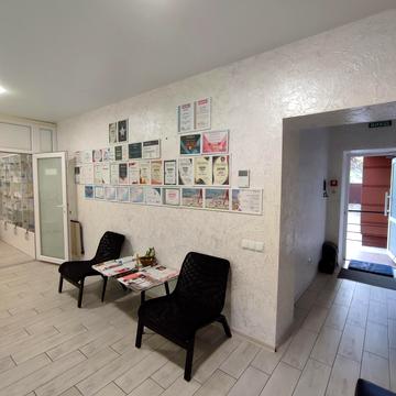 вул. Дворецька, 46