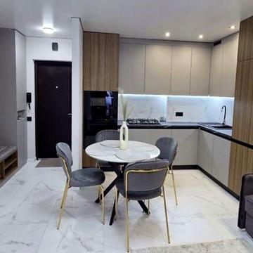 Продається 2 кімнатна квартира по вул. Смакули