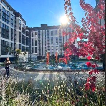 Продаю 1к. квартиру  в готовому будинку неподалік озера.