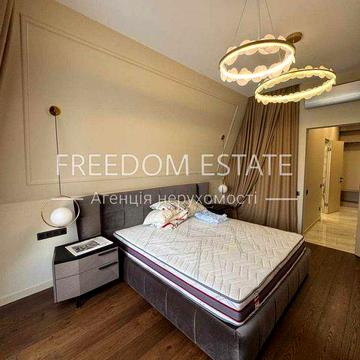 2000 $ Долгосрочная аренда в центре / Три спальни / ЖК Резиденция