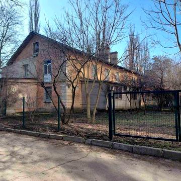 Продам 2-комнатную квартиру в районе парка Горького