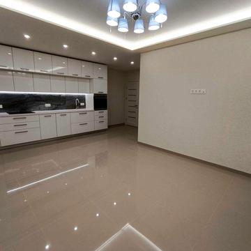 Продаж 2-к з ремонтом в новобудові на Грушевского!