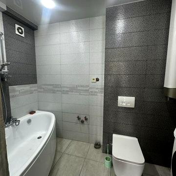 3-х комнатная квартира с капитальным ремонтом Р-Н Дк Горького