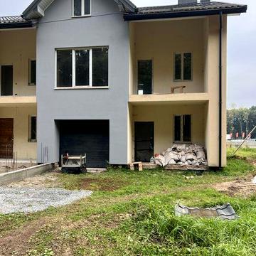 Продаж котеджу 140кв.м. в с.Зимна Вода ціна 95000$.