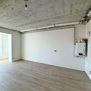 Продаж! Однокімнатна квартира з частковим ремонтом 47м2