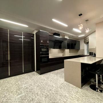 Гетьмана Павла Скоропадського вул. (Льва Толстого), 39