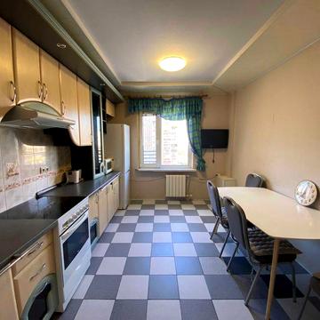 Оренда 3-кімн. Гмирі, 1-Б/6. Метро Позняки 5 хвилин. Осокорки