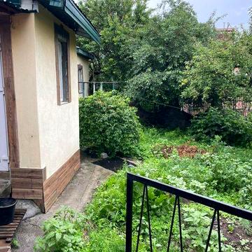 Приватні Дві нерухомості  160 к2-м  р-н мед коледж  пишіть ваібер.