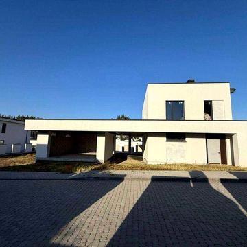 Будинок 240 м² | Авторський проєкт | 8,7 соток | КМ Белгравія