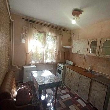 БЕЗ КОМІСІЇ! бюджетна квартира для проживання. ГАЗ ЖК вул. Центральна