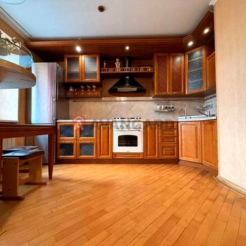 Продам 3 х.ком.квартиру Шмидта 25