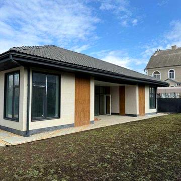 Продам новий приватний будинок в Авангарді