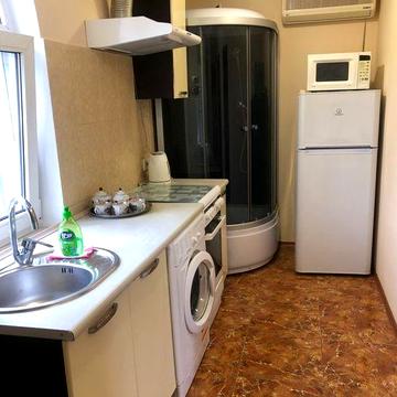 2 комн. квартира в частном доме. От хозяина