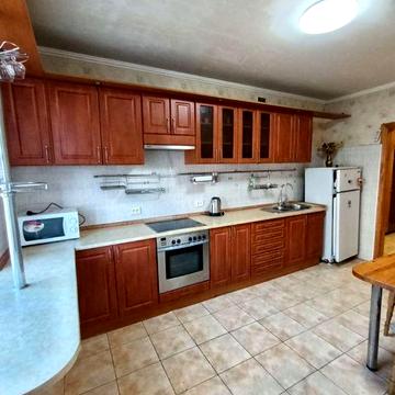 Чудова 3-к квартира, Троєщина, вул.Радунська 9б. Можна з тваринкою.