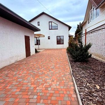 Грінченка вул., 147