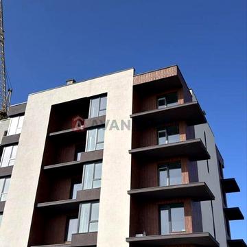 КВартира з видои на озеро ЖК Palmira city