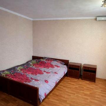 Продаж  однокімнатної квартири . 2 поверх