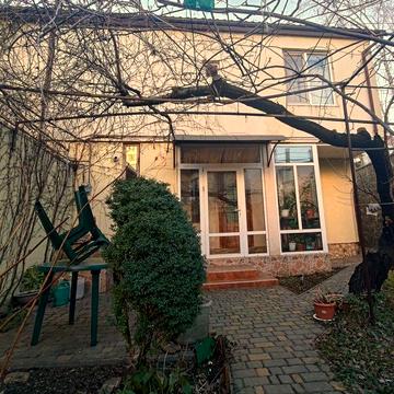 Будинок двоповерховий район 7 ст.Фонтана