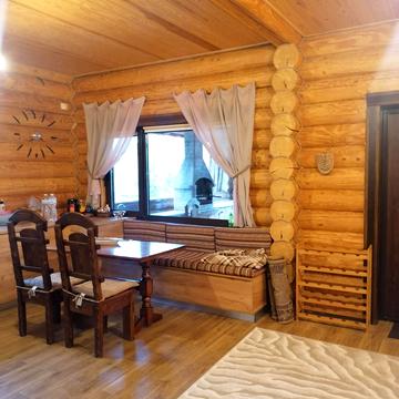 Південна, 8