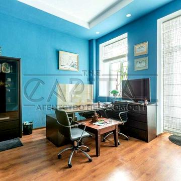 Продаж квартири, Центр, пров. Козловського, висота стелі 3.8м, 3х кім