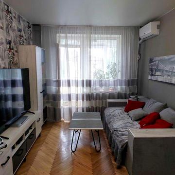 Лівобережна,Дарниця,2к квартира,Дарницька площа,Чупринки 8а,51000у.о.