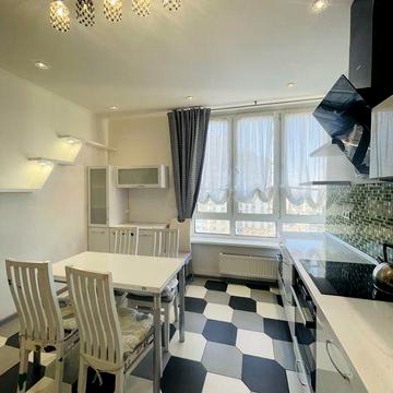 Феодосійська 2Л. 2 кімн. Перша оренда. Деміівка