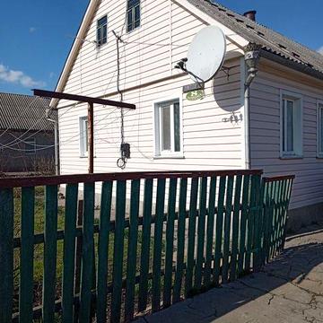Продається будинок у Хорошеві