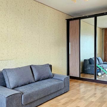 Урлівська вул., 17