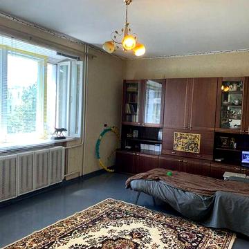 Продаётся 2х киевская 4 эт.Центр