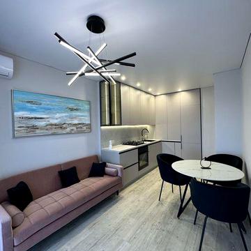 Квартира з ремонтом, меблями , в самісінькому центрі Івано-Франківська