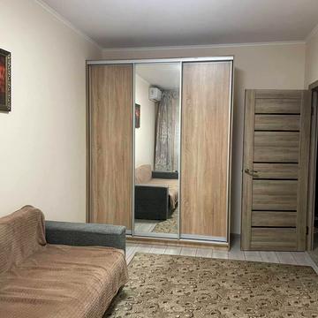 Миколи Руденка бульв. (Кольцова), 8 BOX