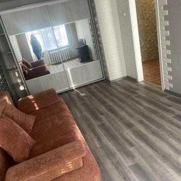 Здам  1-кімн в центрі соцміста біля зупинки