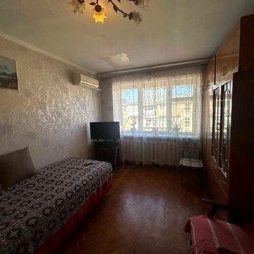 сдам длительно  2комнквартиру Филатова/ Космонавтов