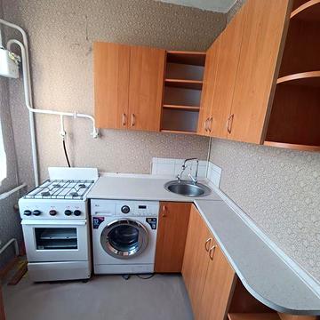 Двокімнатна квартира з косметичним ремонтом